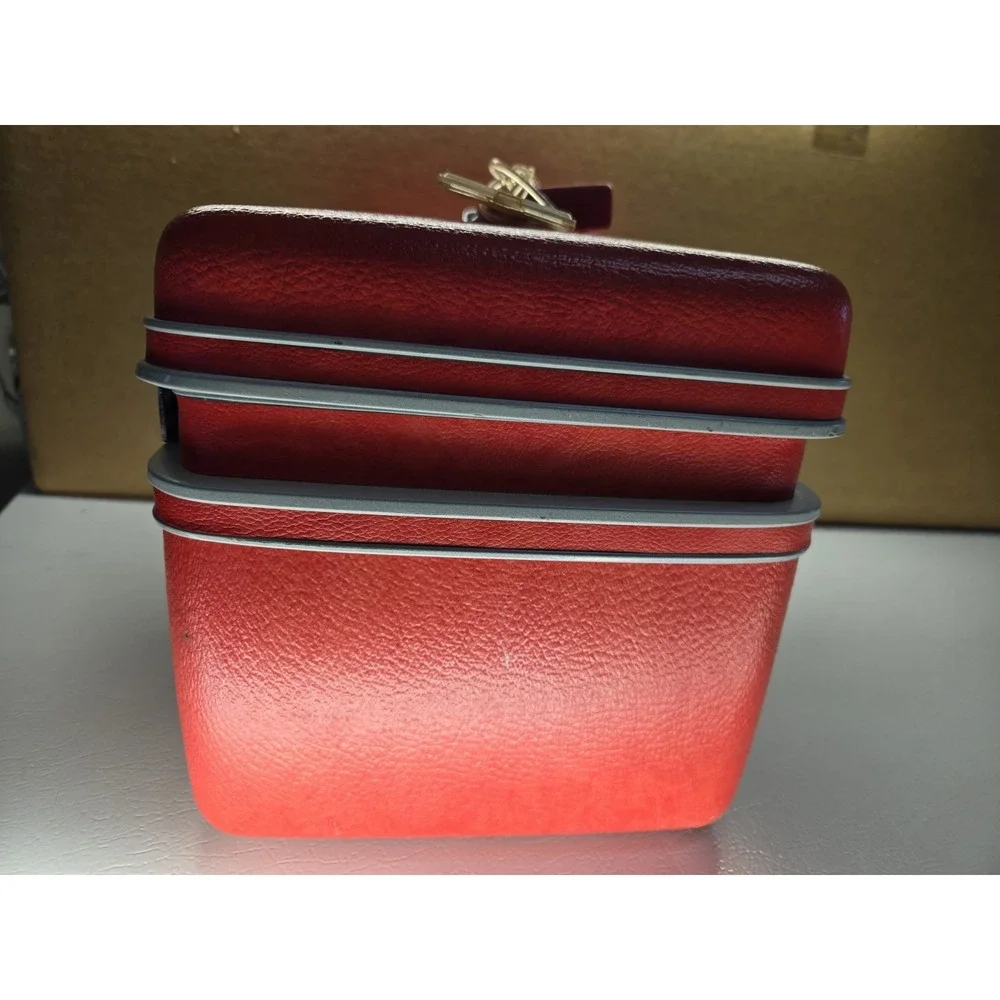 Vintage Sears Courier Samsonite Train Case Red Makeup Box Mirror Tray MCM